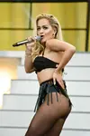 rita-ora-biografia-26.webp