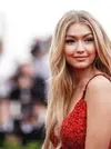 celebrity-trends-2015-05-gigi-hadid-interview.webp