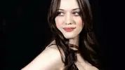 Kat-Dennings-Hot-1440x2560.webp