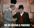 ma-mi-faccia-il-piacere-GIF-Totò-Scena-del-Film-Toto-a-Colori-e-Onorevole-Trombetta-Antonio-De...gif